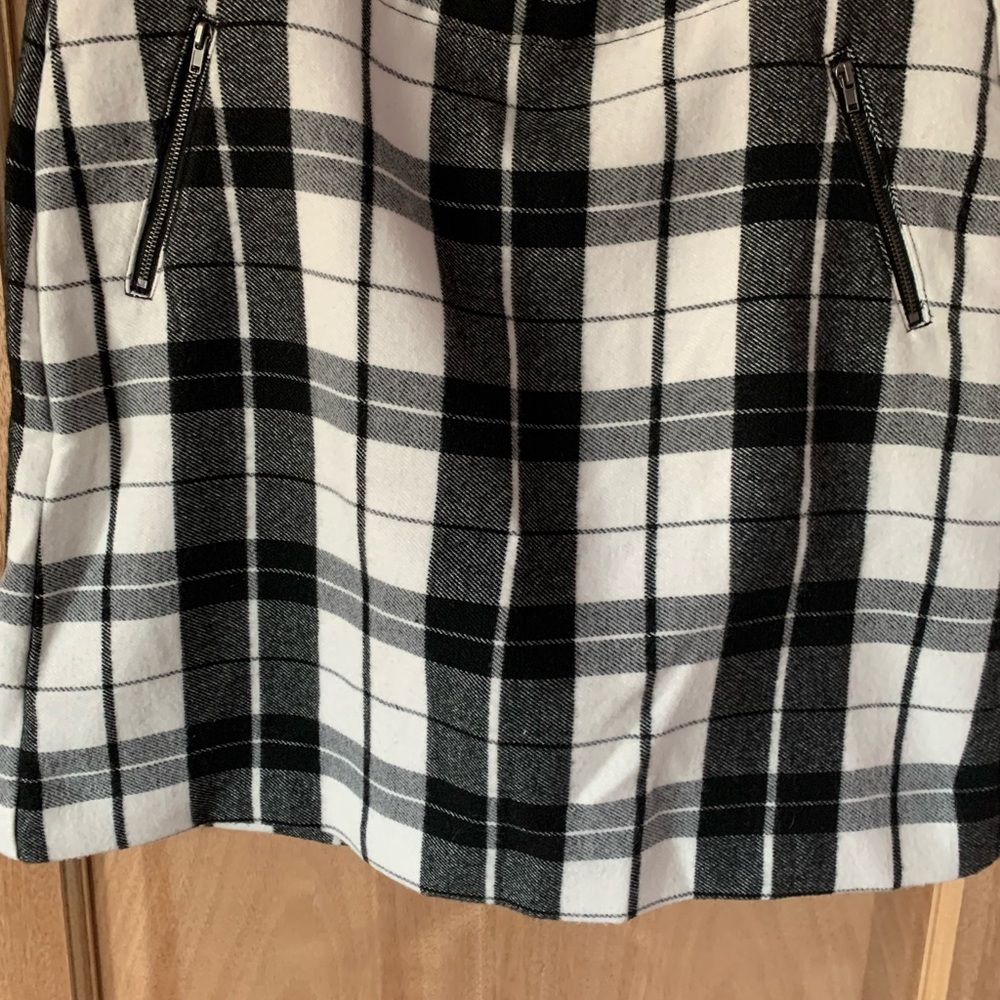 One skirt in a 14 T